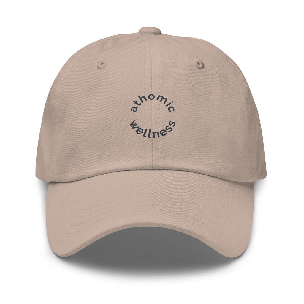 Casquette clair design sobre et moderne Athomic Wellness avec broderie cercle noir